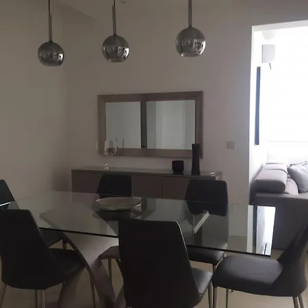 The One - 4 Bedroom St Julian's San Ġiljan